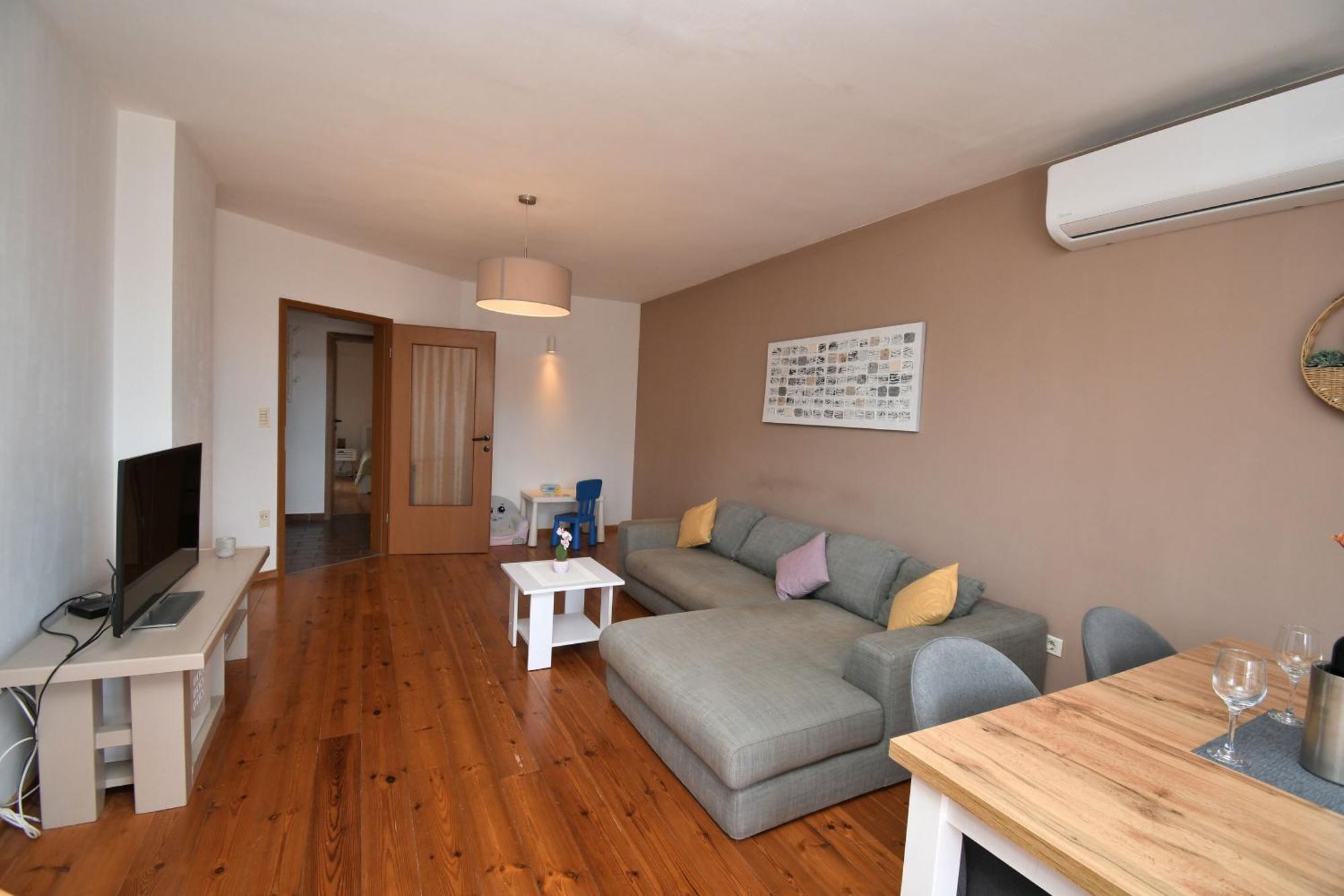 Honey Bee Apartman Pula