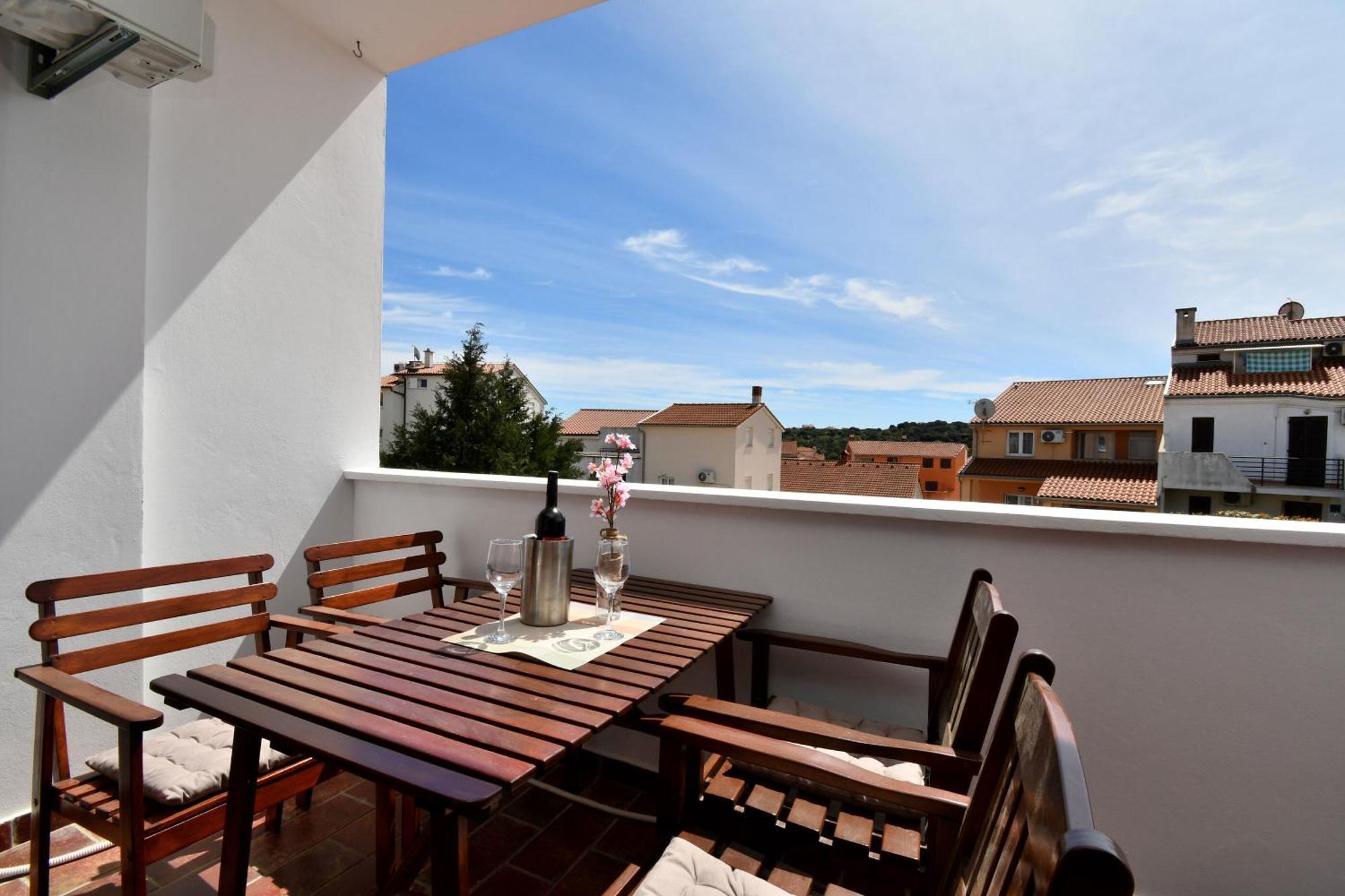 Honey Bee Apartman Pula